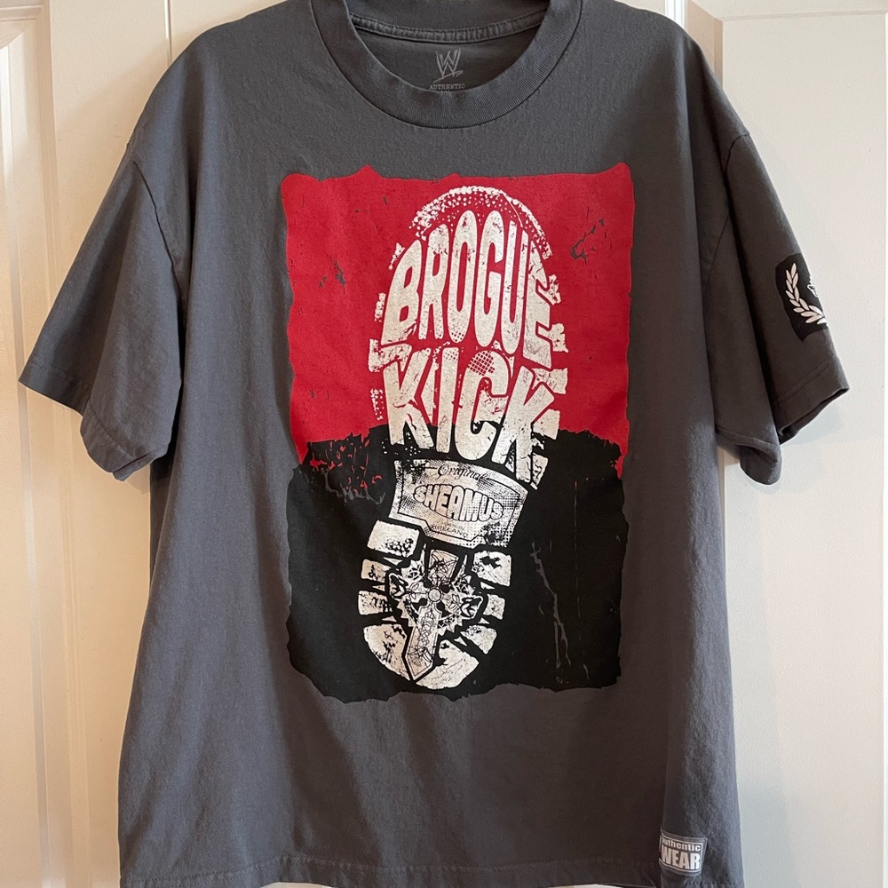 Vintage 2011 WWE Sheamus Shirt size XL